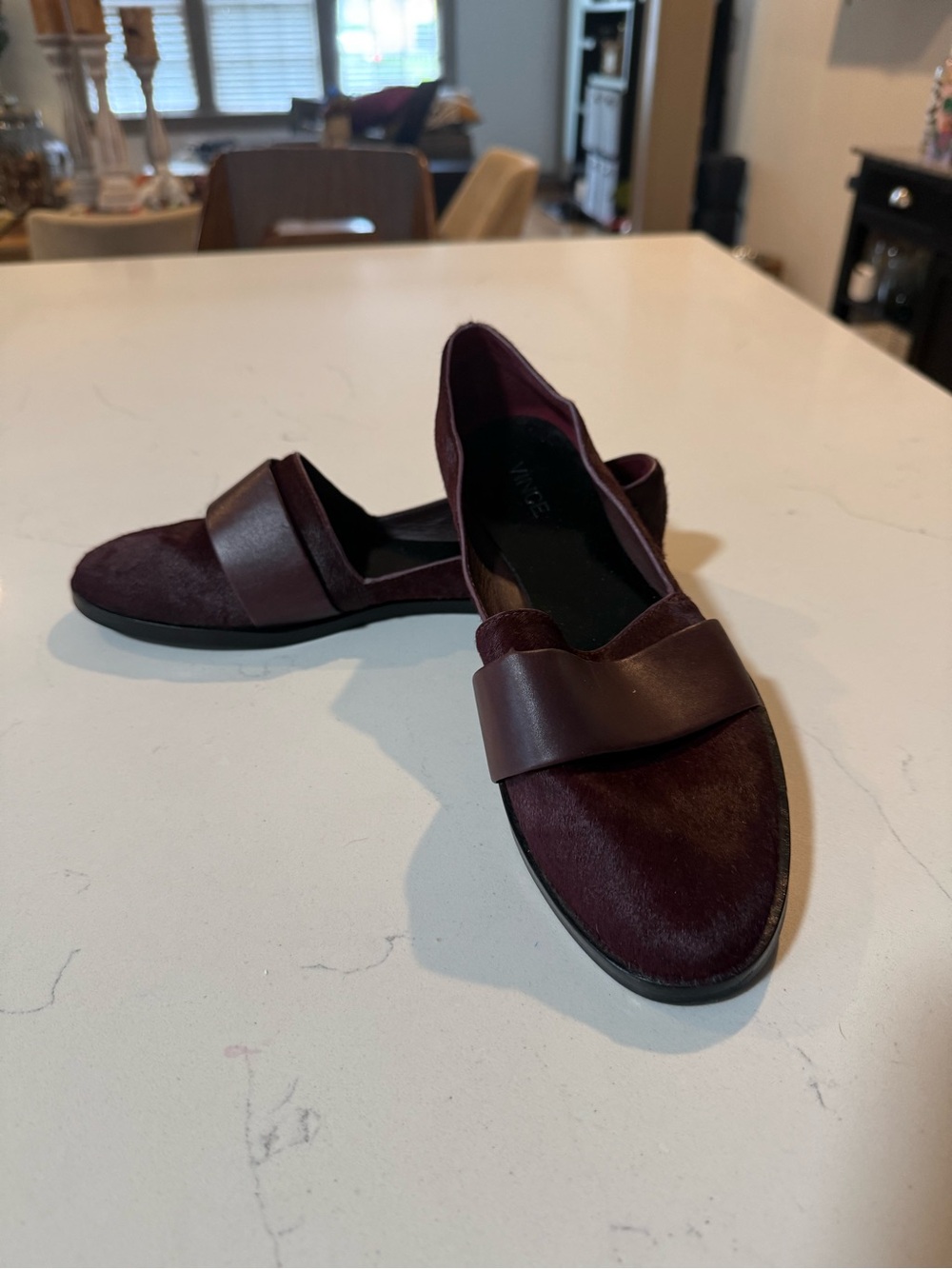 Vince Women's Flats in Burgundy